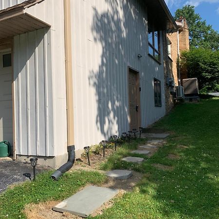2 Bedroom Apartment- Close To Hershey Park, Hollywood Casino And Downtown Harrisburg Exteriör bild