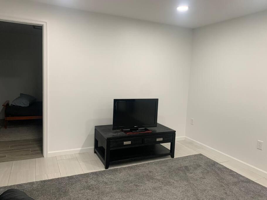 2 Bedroom Apartment- Close To Hershey Park, Hollywood Casino And Downtown Harrisburg Exteriör bild