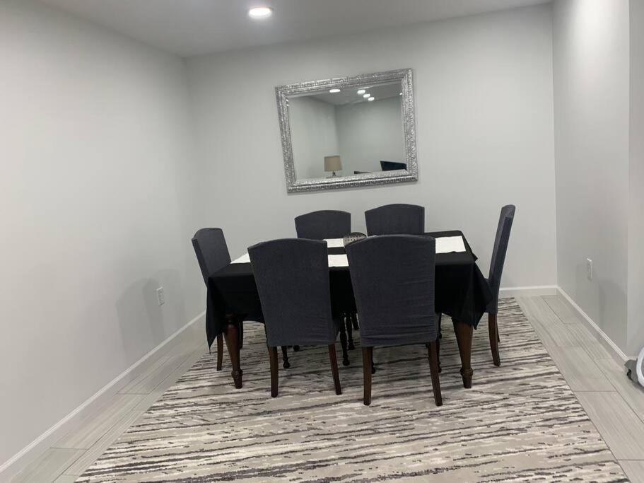 2 Bedroom Apartment- Close To Hershey Park, Hollywood Casino And Downtown Harrisburg Exteriör bild