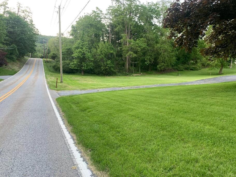 2 Bedroom Apartment- Close To Hershey Park, Hollywood Casino And Downtown Harrisburg Exteriör bild