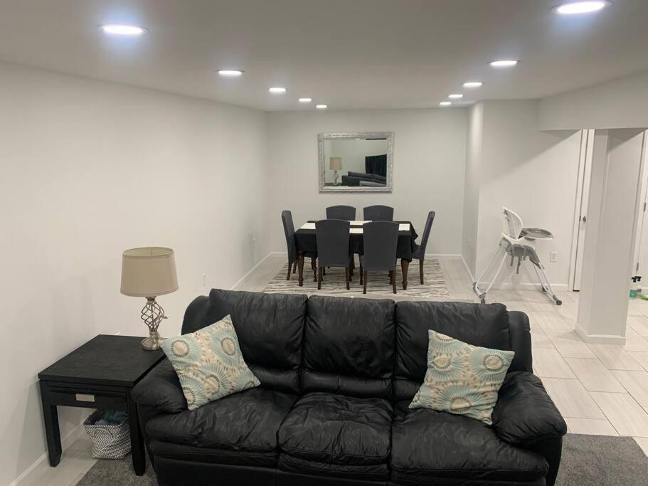 2 Bedroom Apartment- Close To Hershey Park, Hollywood Casino And Downtown Harrisburg Exteriör bild
